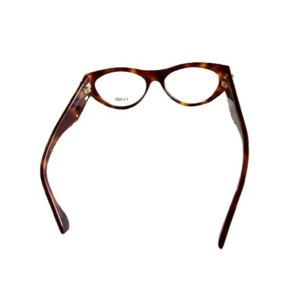 Fendi model fe50092i
